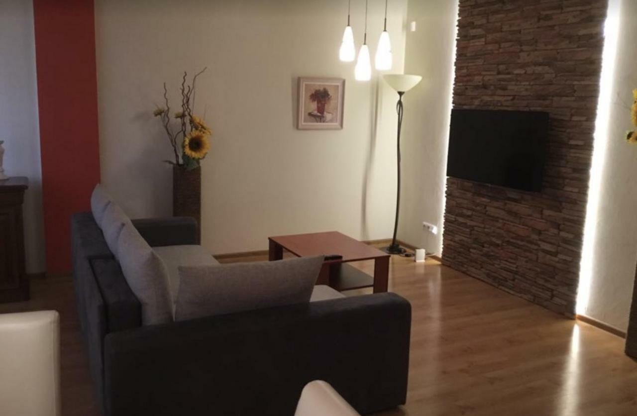 شقة Apartman Velka Lomnica C7Ad2 المظهر الخارجي الصورة
